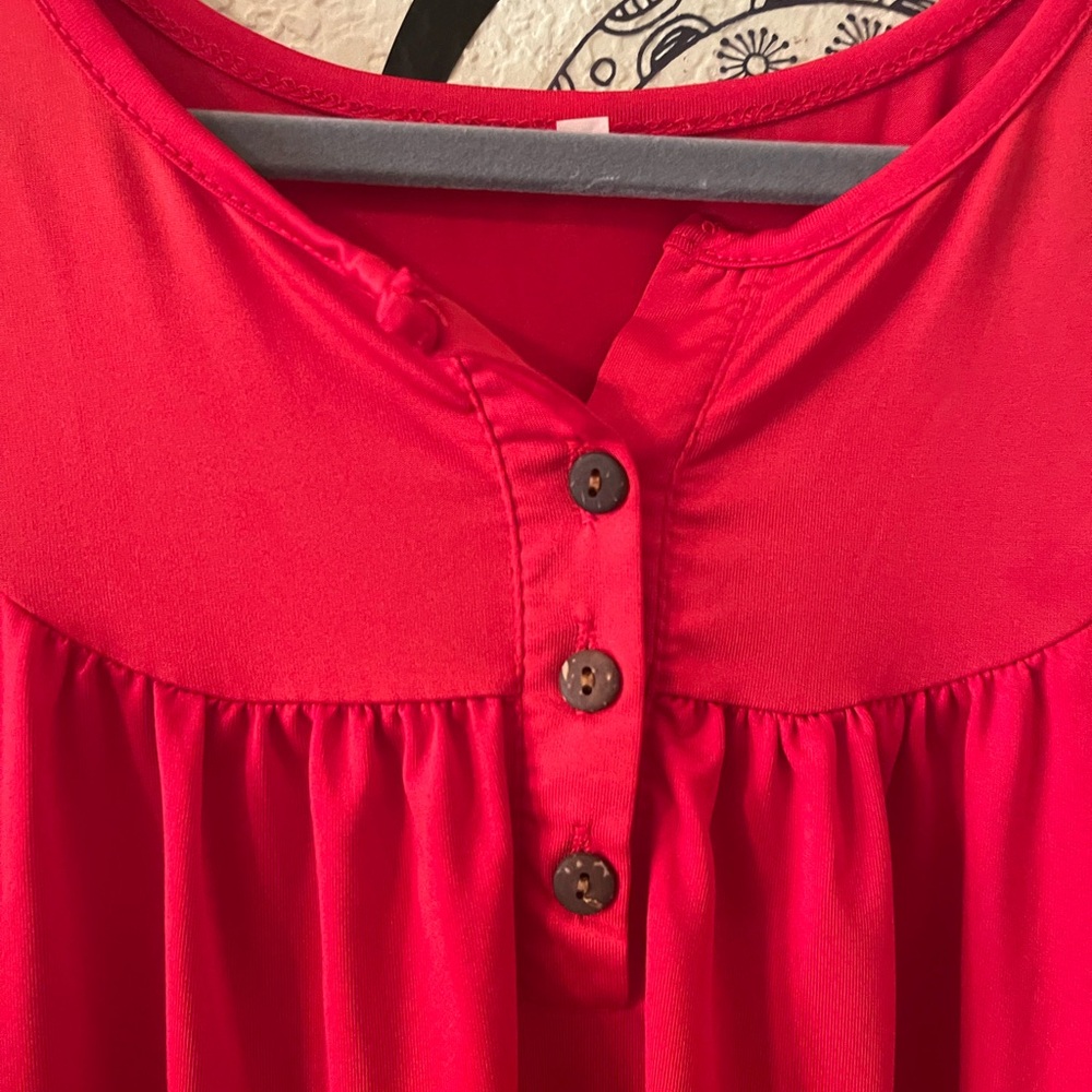 Womens Short sleeve red thin button front top size 3XL pre-owned - Picture 4 of 11
